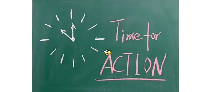 An outline of a wall clock and the text Time for Action is a step to decluttering your mindset
